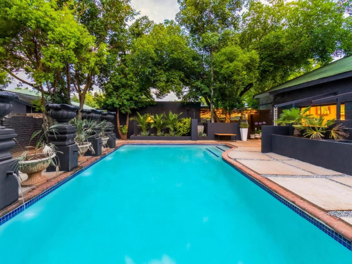 Royal Tree Guest House Potchefstroom Bagian luar foto