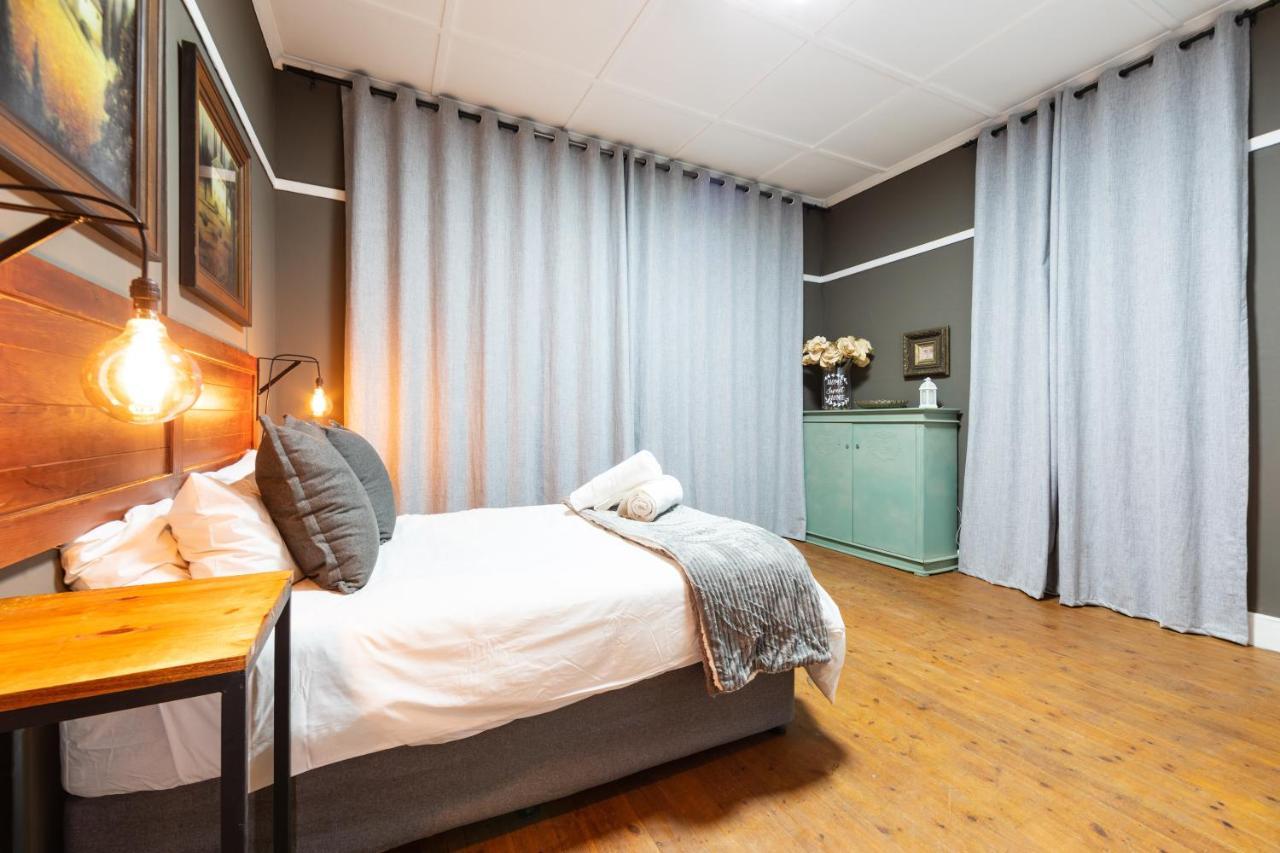 Royal Tree Guest House Potchefstroom Bagian luar foto