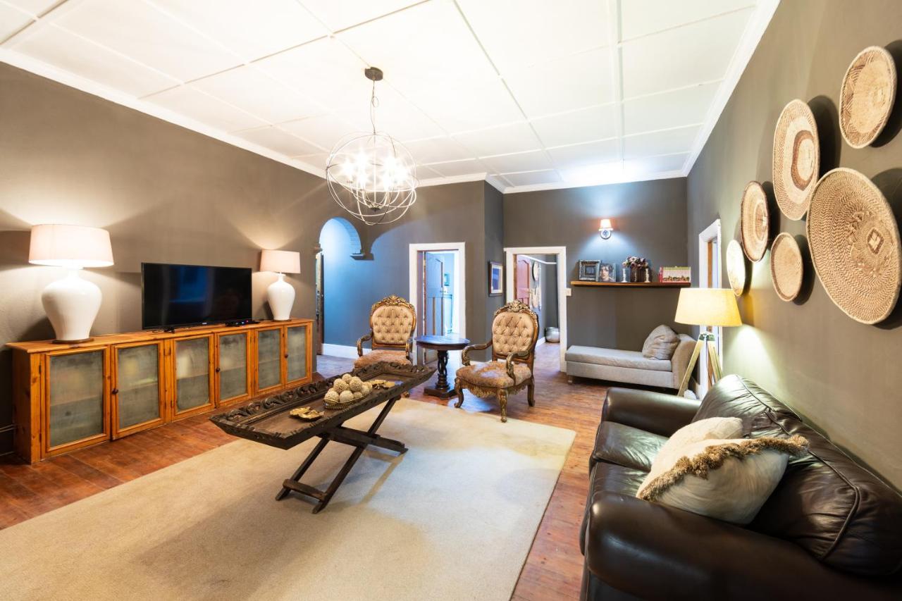 Royal Tree Guest House Potchefstroom Bagian luar foto